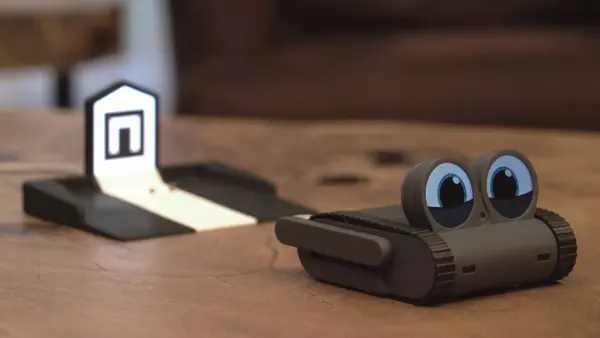 Doly robot self charge